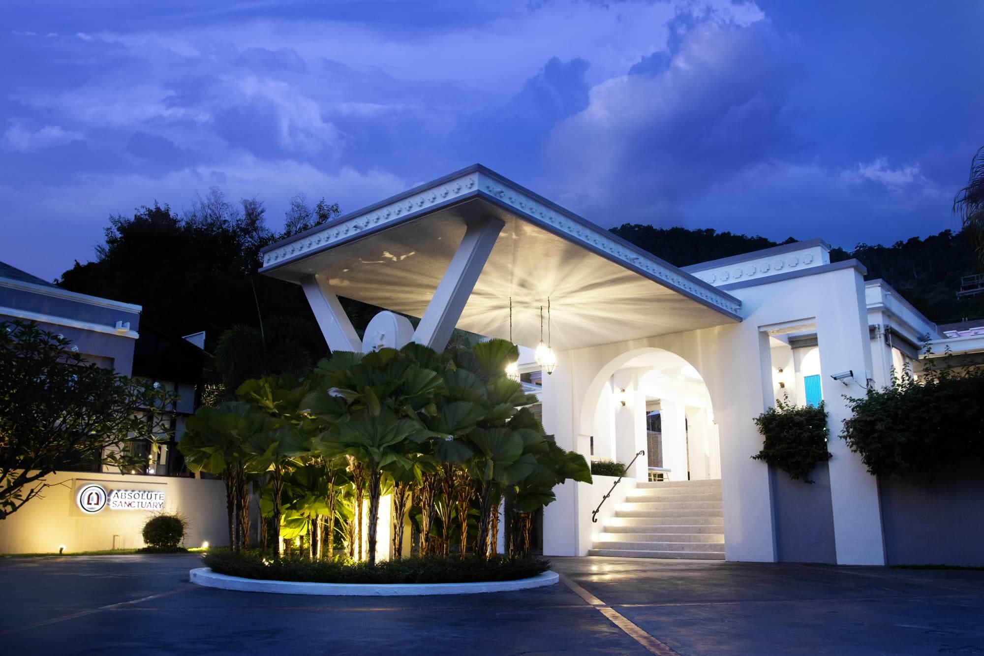 absolute sanctuary Entrance