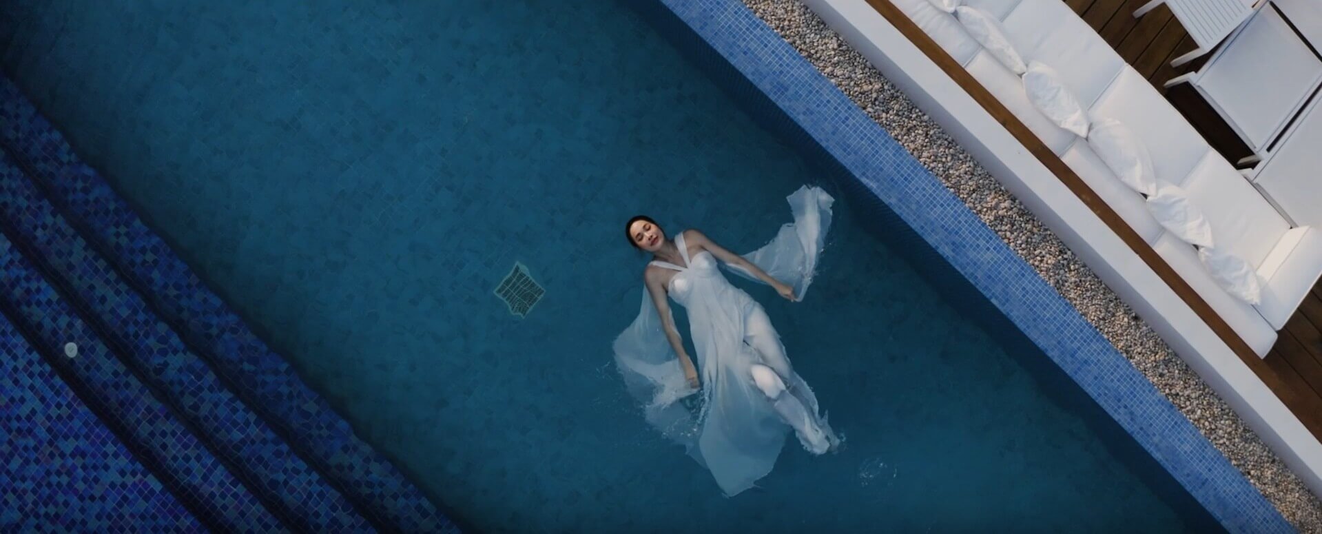 the soul swimming pool